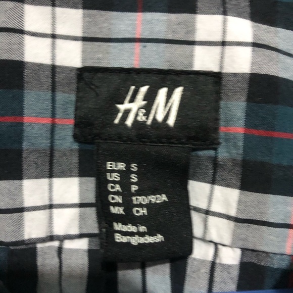 H&M men’s plaid bottom up shirt - Picture 3 of 3